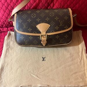 Authentic Louis Vuitton Sologne Crossbody Bag
